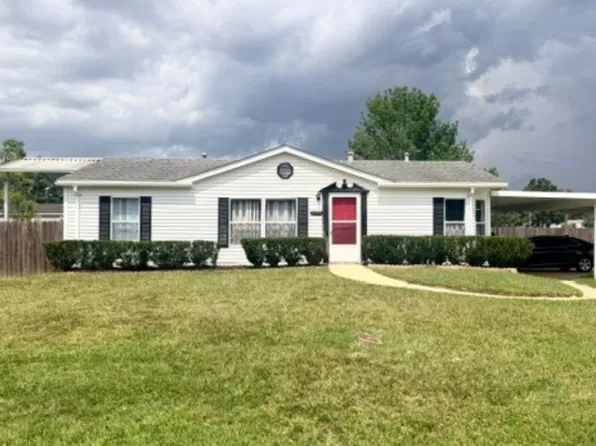 6575 Carnation Dr, Lumberton, TX 77657