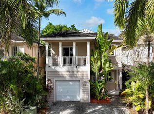 Fernandos Place, Homestead, FL 33033