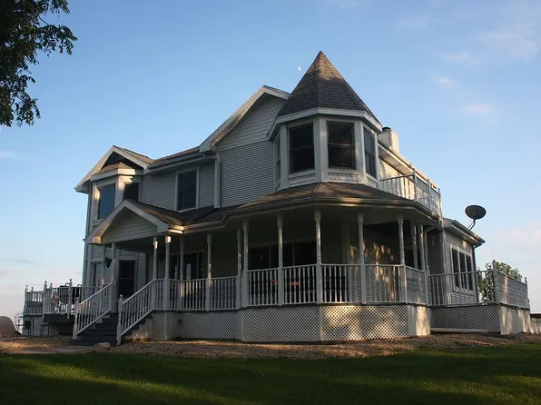 737 E 3400 North Rd, Chebanse, IL 60922