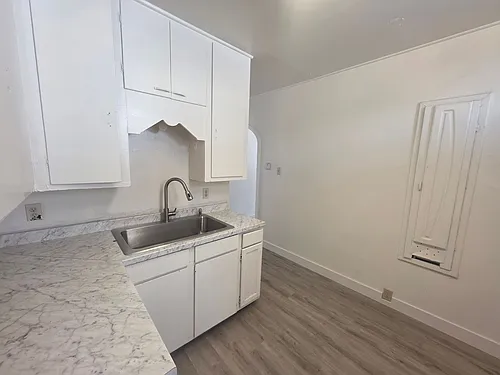 1030 F St Photo 1