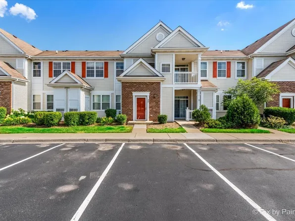 2305 Aurora Dr Unit 25, Hampshire, IL 60140