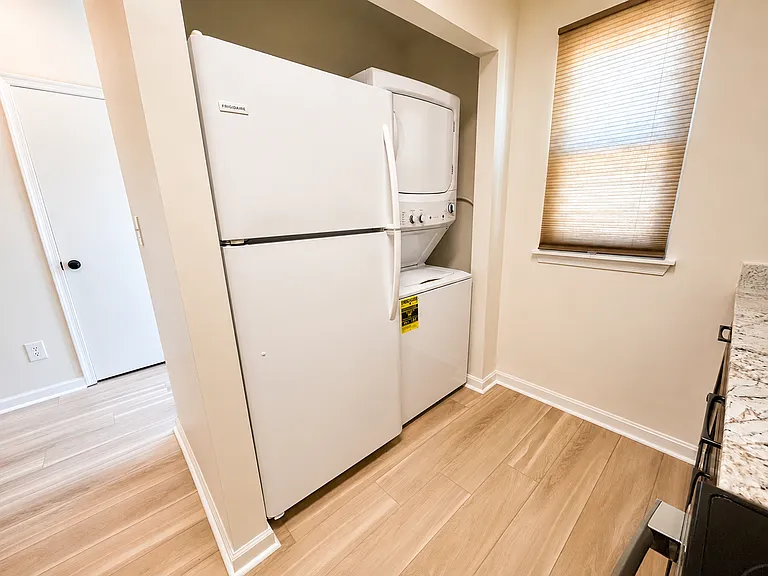 373 Tinkerview Dr — Photo 8