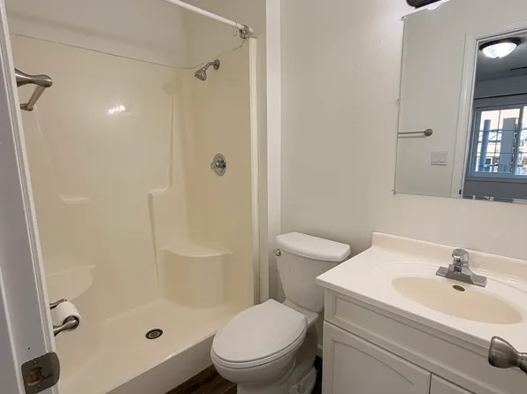 3 27th St Unit 107, Spirit Lake, IA 51360