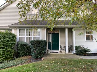 24 Green Ct, Middletown, NY 10940