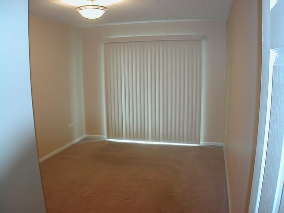 5th image of 2900 Maple Ave APT 12E