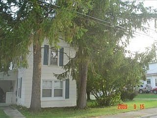1st image of 911 Young St