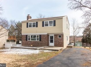 501 Frazer Ln, Aston, PA 19014