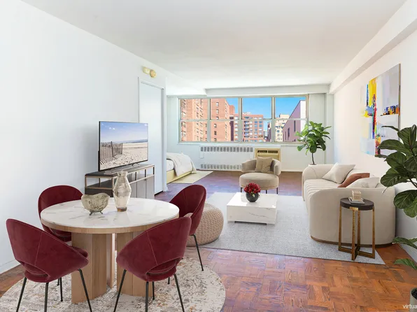 310 East 70th Street image 1 of 10