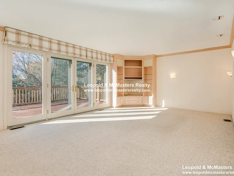 11 Reservoir Rdg — Photo 38