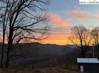 722 Birchfield Creek Rd, Newland, NC 28657