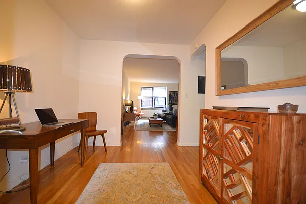 Rented by Silverstein Collection LLC  | media 25