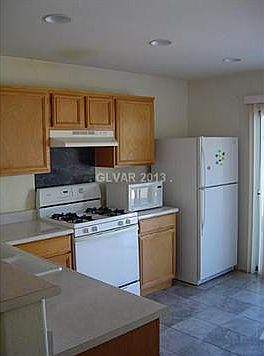 3rd image of 5524 Madigan Ct