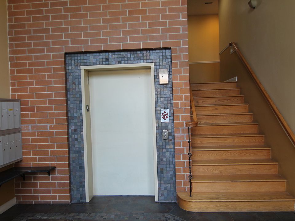 1st image of 6015 N Mozart St APT 204