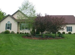 335 Santa Maria Dr, Arlington, WI 53911