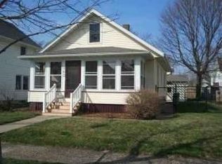 343 15th Ave, Moline, IL 61265