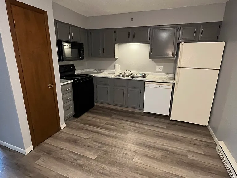 901 Evans St #6 — Photo 6