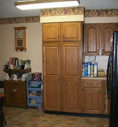 4th image of 110 Vivian St