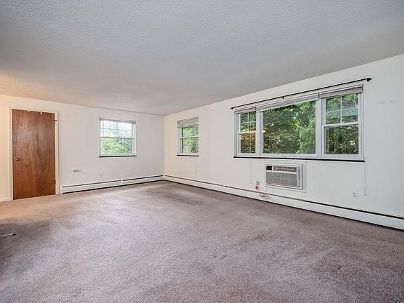 Huge living are with A/C.