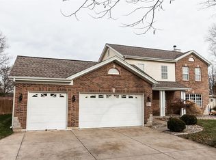 884 Sulphur Spring Rd, Ballwin, MO 63021