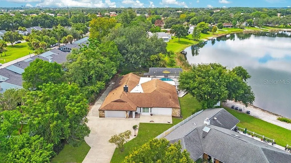 5 bed, 3.5 bath, 3194 sqft, $5,000 — Photo 2