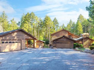 445 Bonnie Ln, Grants Pass, OR 97527