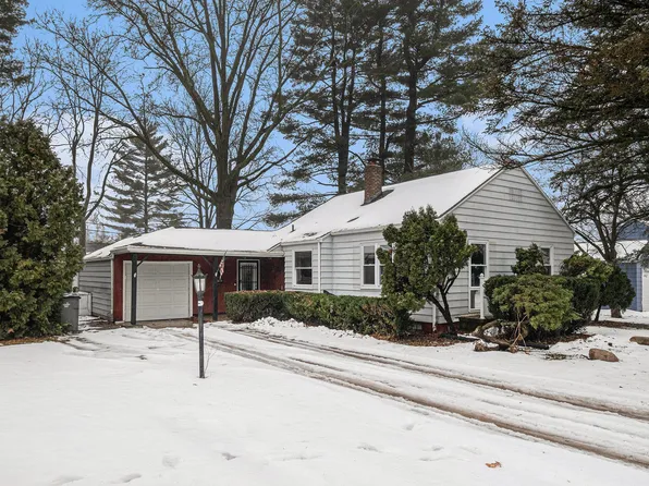 19840 Lucinda St, South Bend, IN 46614