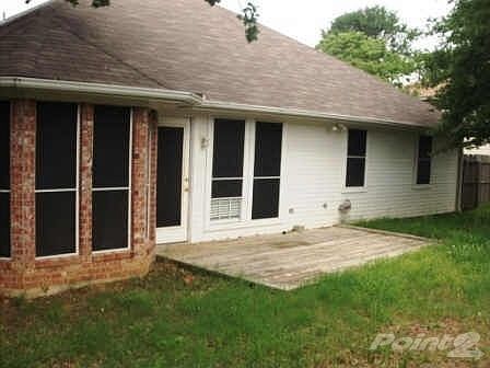 5th image of 340 Bay Ct