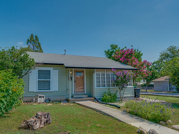 3rd image of 1403 W HOLLYWOOD AVE
