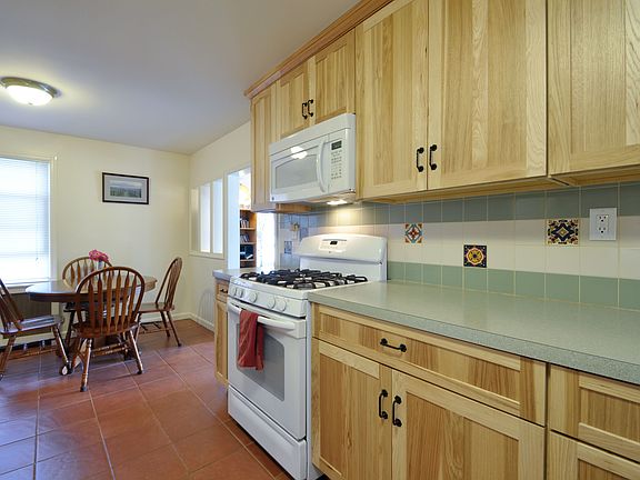 Plenty of Counter space