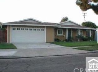 9562 Pollack Dr, Huntington Beach, CA 92646
