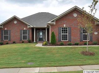 2208 Towne Park Dr, Huntsville, AL 35803