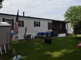8 Lindy Loop, Clifton Park, NY 12065