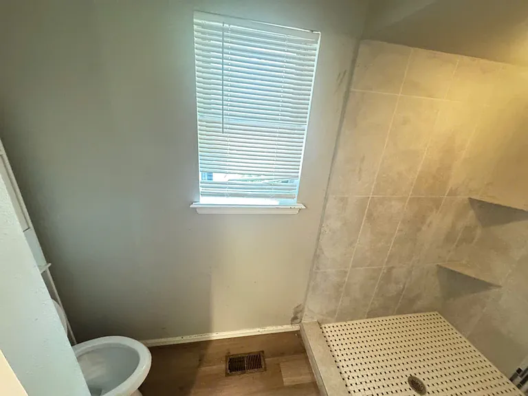 7452 NW 7th St — Photo 11
