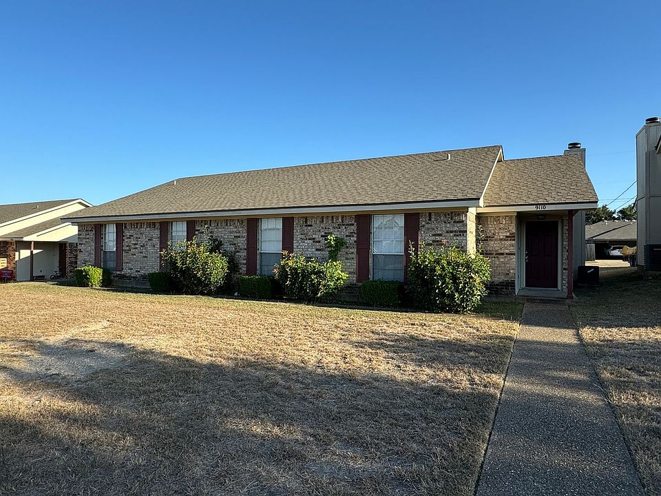 1st image of 9110 Woodgate Cir E