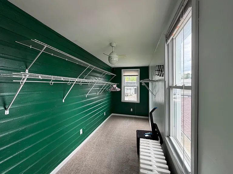 454 Grant Ave — Photo 9