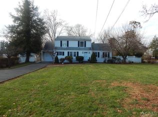 846 Hoes Ln W, Piscataway, NJ 08854