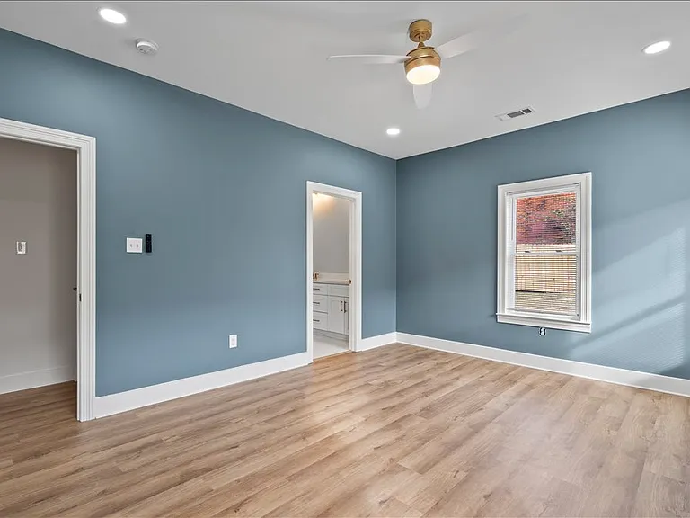 1072 Bruce St — Photo 18