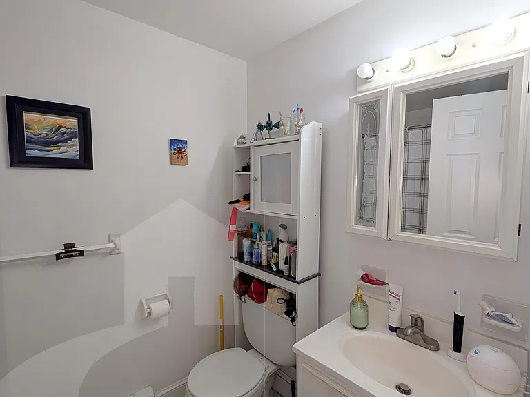 36 Roberts Rd #2 — Photo 8