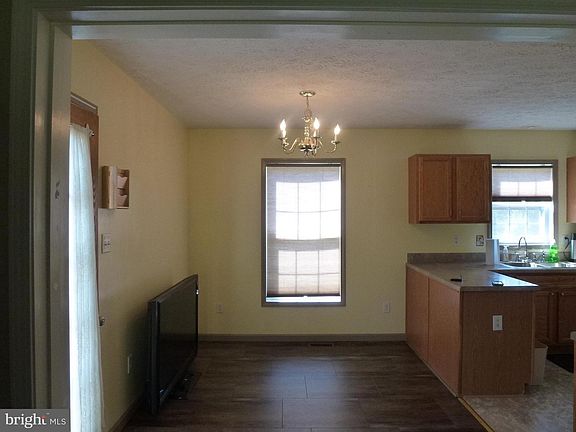 3rd image of 7520 Mattaponi Ln
