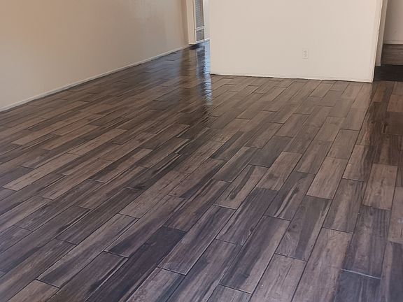 3rd image of 1451 W 105th St #6