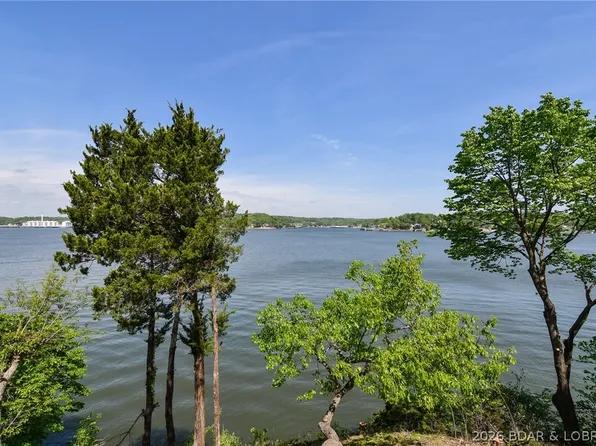 56 Copper Ridge Dr #1A, Lake Ozark, MO 65049