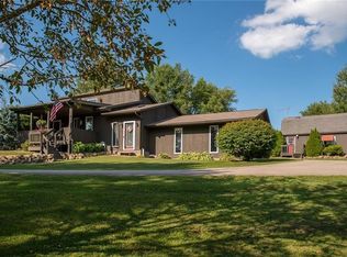 334 Sharon Bedford Rd, West Middlesex, PA 16159