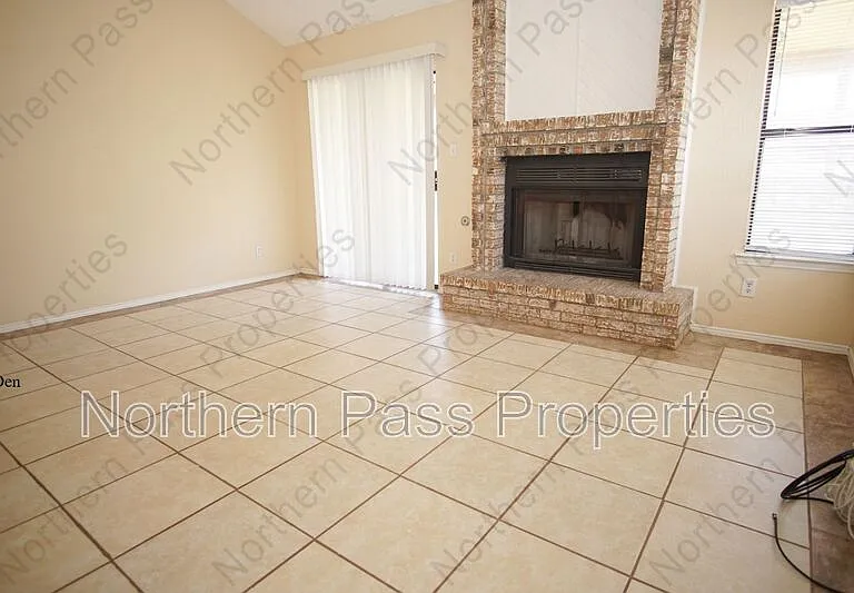 424 Cutler Pl — Photo 9