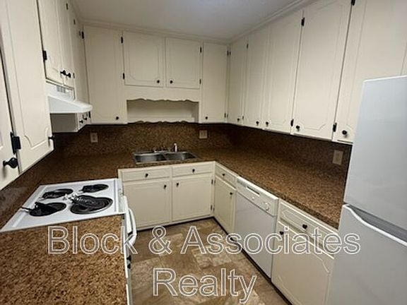 4th image of 629 Mountain Rd #B