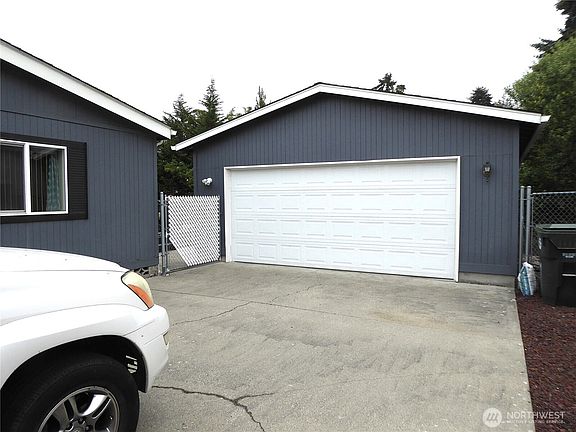 3rd image of 1711 S Delores Place