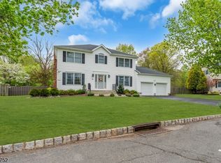 617 Van Liew Ct, Hillsborough Twp., NJ 08844