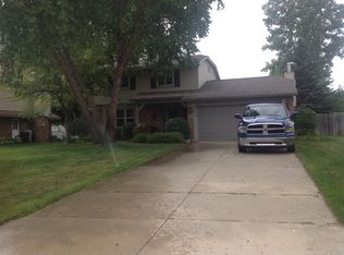 5245 Old Cove Rd, Clarkston, MI 48346