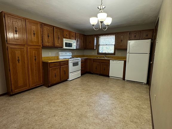 5th image of 1101 Picotte St #1103