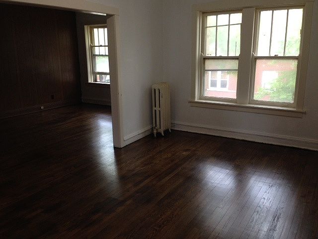 2nd image of 3721 W Cullom Ave #2