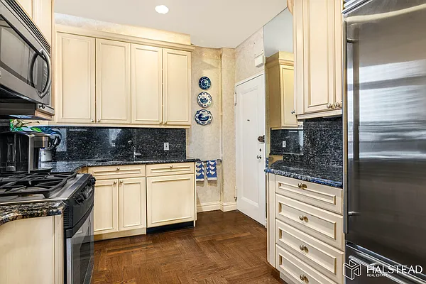 Sold by Brown Harris Stevens | media 13